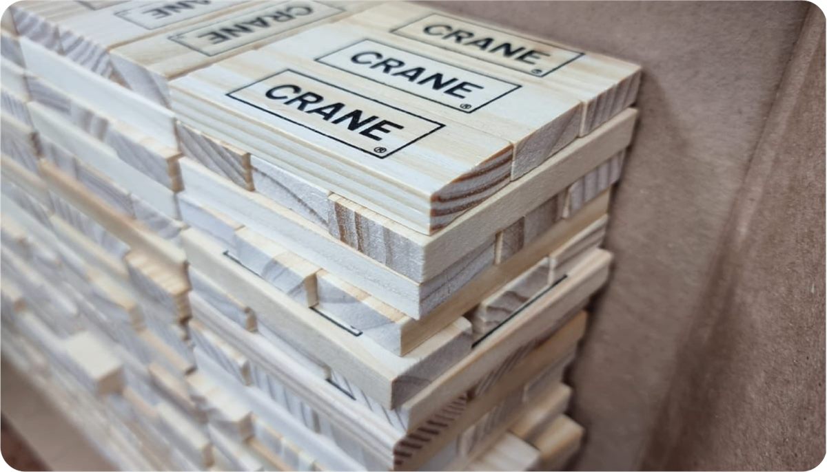 Cajas de madera personalizadas con logotipo negro